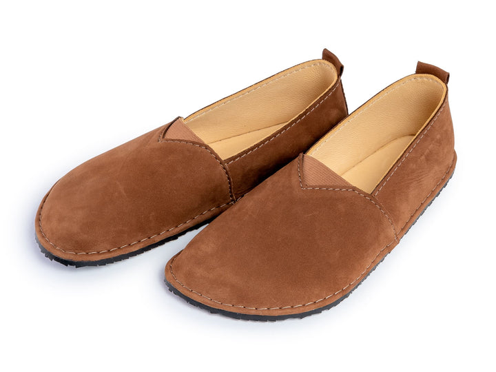 Fuego Barefoot moccasins with triangular stretch panel - brown