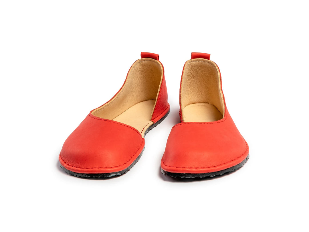 Barefoot ballerinas - red