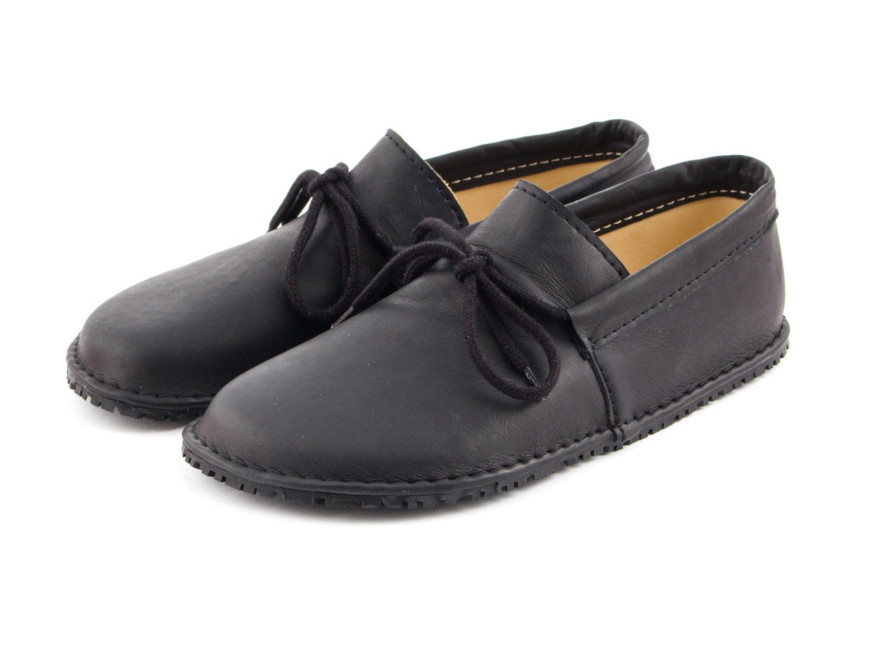 Cordelia Barefoot moccasins - black - LUKS BAREFOOT