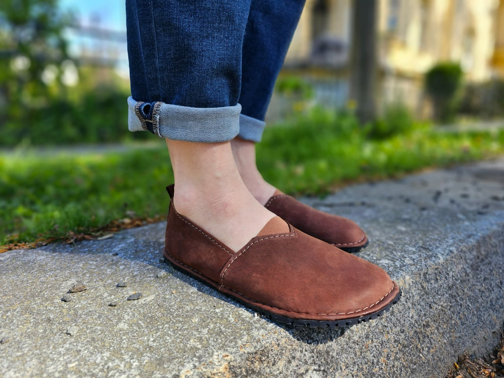 Fuego Barefoot moccasins with triangular stretch panel - brown with black marbling - LUKS BAREFOOT
