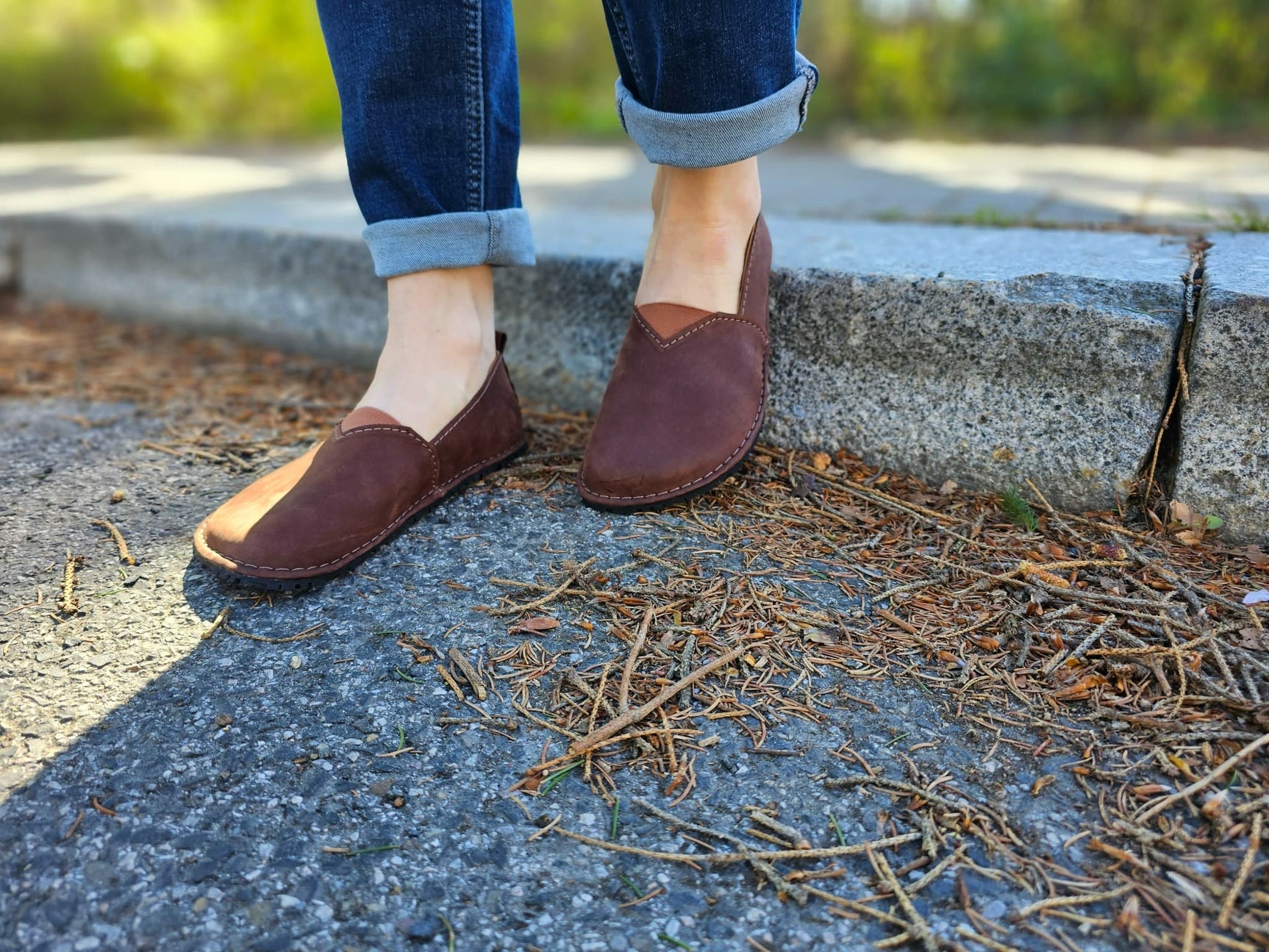 Fuego Barefoot moccasins with triangular stretch panel - brown with black marbling - LUKS BAREFOOT