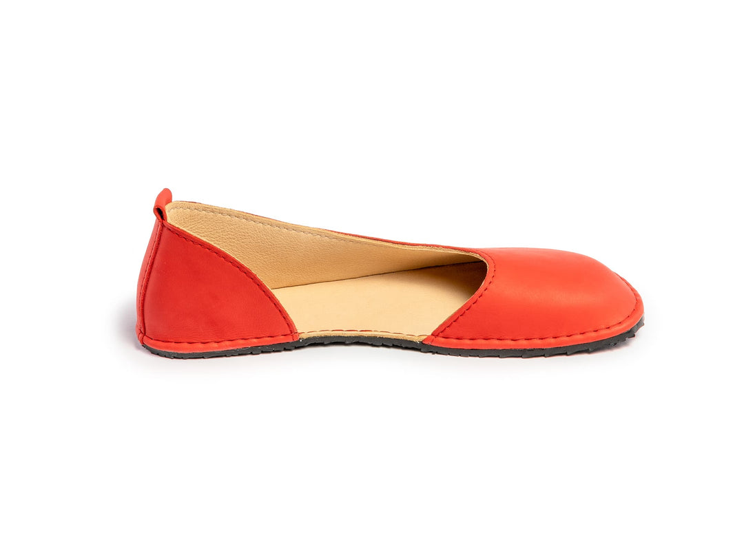 Barefoot ballerinas - red